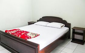 Hotel Garuda near Alun Alun Banjarnegara